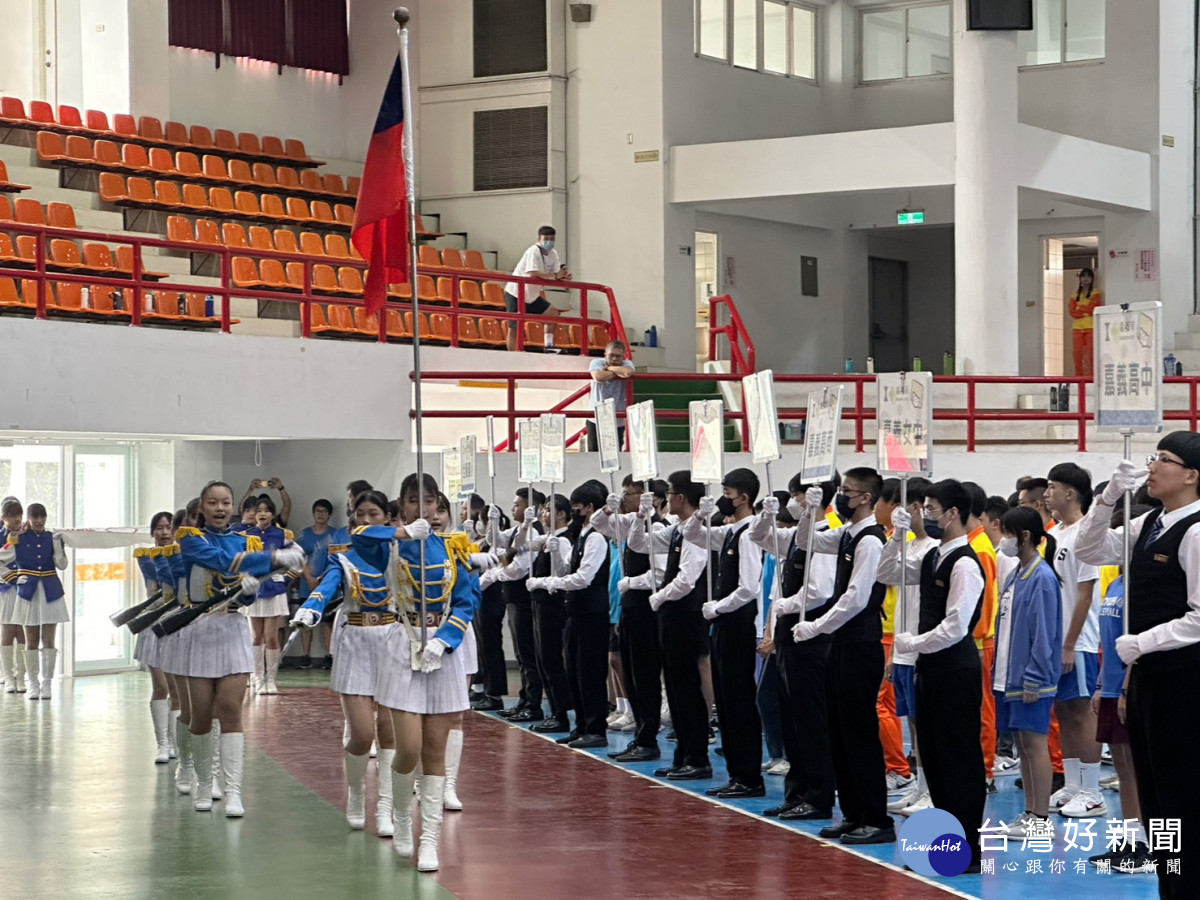 112年嘉義市中小學聯合運動會今天在嘉義市東區體育館舉行開幕典禮／嘉義市府提供