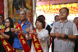 嘉義市角仔寮頂安宮主祀觀音佛祖，今(1)日在宮內舉辦慶祝觀音佛祖聖誕祝壽典禮， 由嘉義市長黃敏惠擔任主祭官／嘉義市政府提供