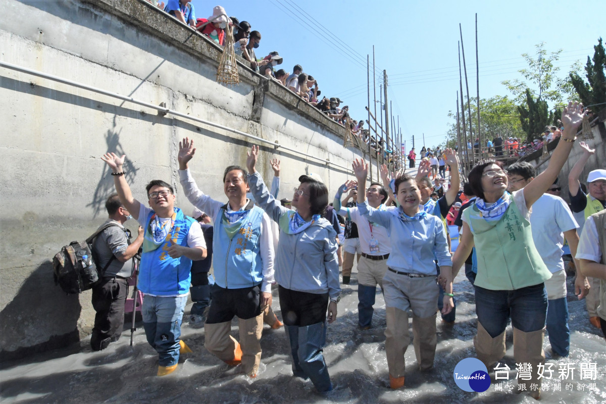 2023二水國際跑水節今日熱鬧展開。圖／記者鄧富珍攝