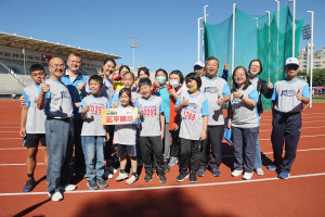 許縣長王副縣長特往會場為選手加油。（縣府提供）