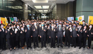 永慶房產集團2023第三季總成交金額較去年同期大增8成、來到2,982億元，凸顯集團績效持續成長中。