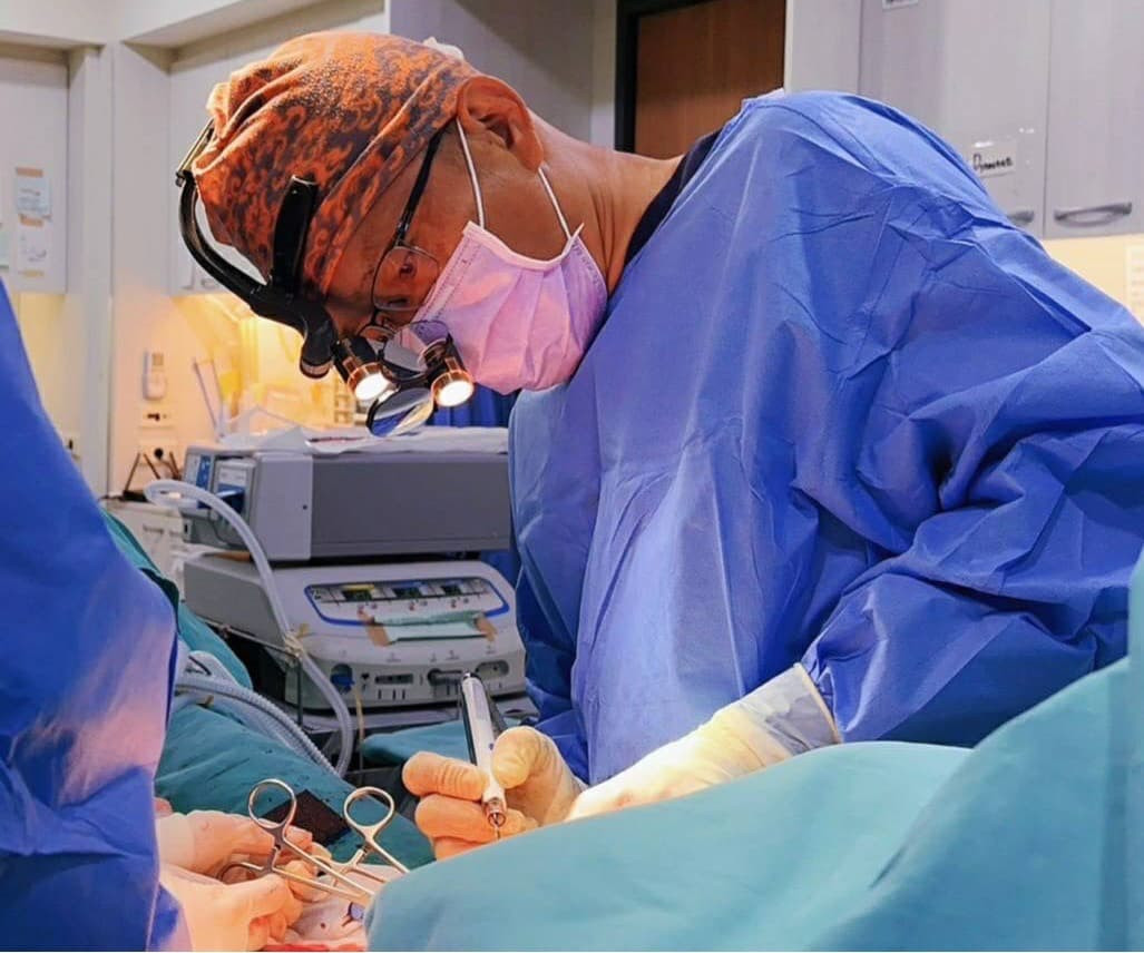平胸手術不可逆，術前應審慎評估。