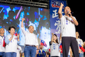 前高雄市長韓國瑜（右）、新北市長侯友宜（中）、台中市長盧秀燕（左）。（圖／資料照片，圖源：翻攝自侯友宜Facebook）