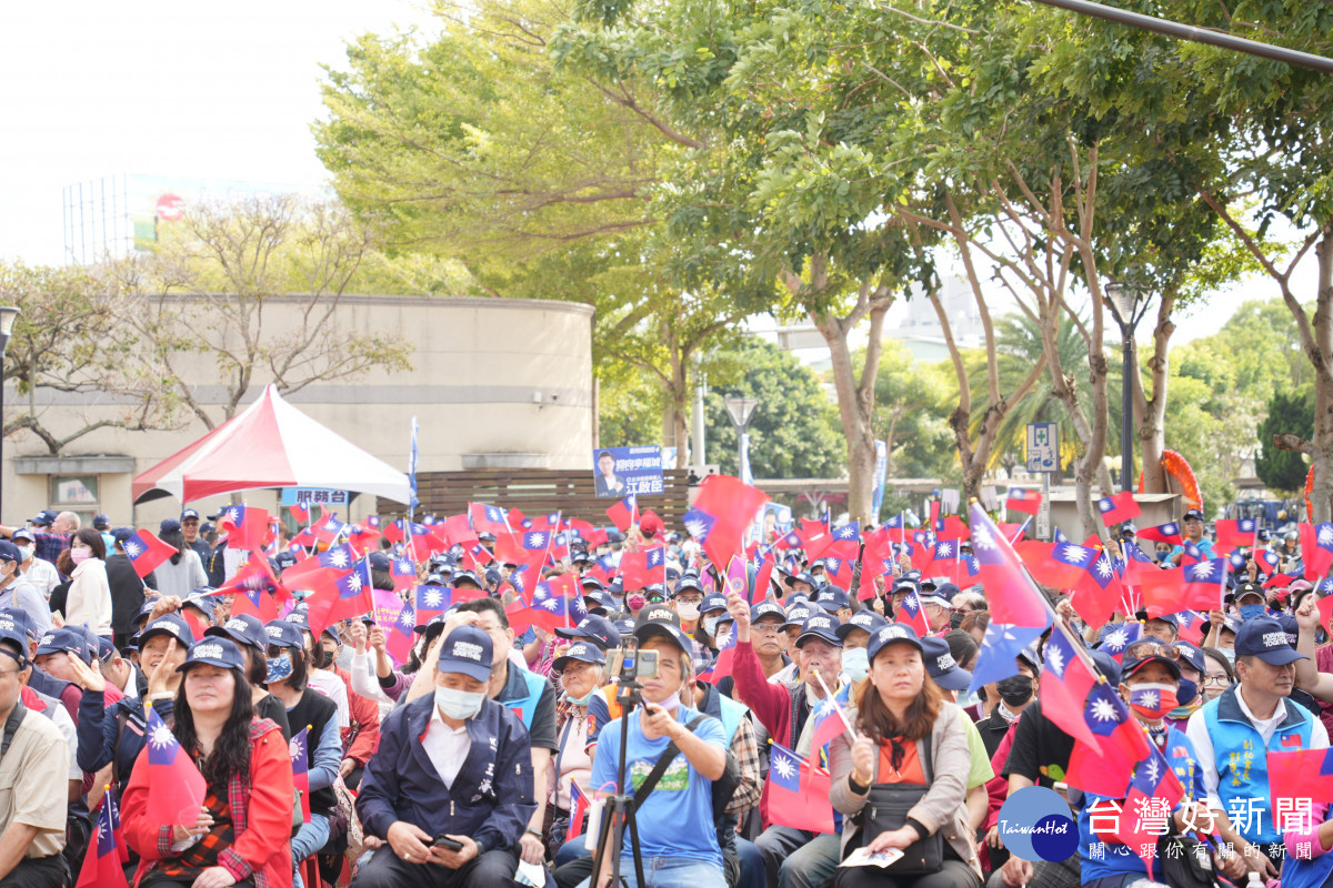 立委江啟臣舉辦競總成立大會，現場湧進超過3000多名支持者力挺連任。