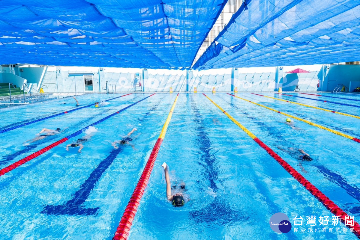 花東唯一冬季仍營運的縣立戶外泳池　臺東縣運動園區游泳池整修後開放