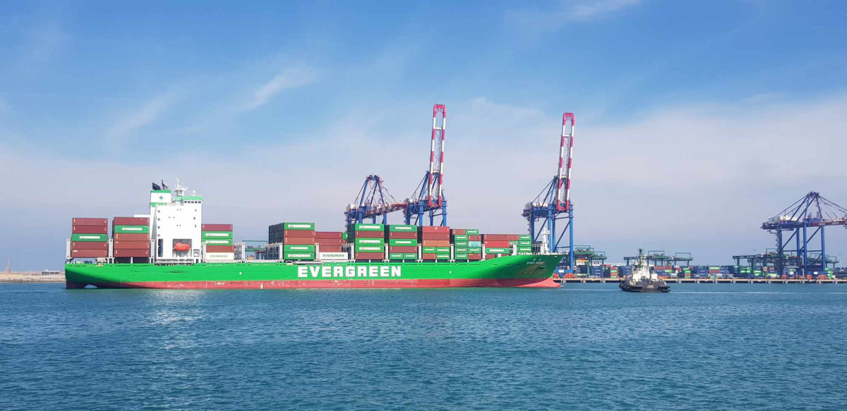 貨櫃船進入台北港進行運載裝卸作業（圖／資料照片，圖源：翻攝自台灣港務股份有限公司基隆港務分公司Facebook）