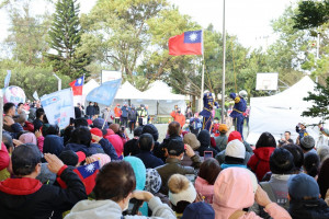 中壢區公所舉辦「113年度桃園市中壢區元旦升旗典禮」。