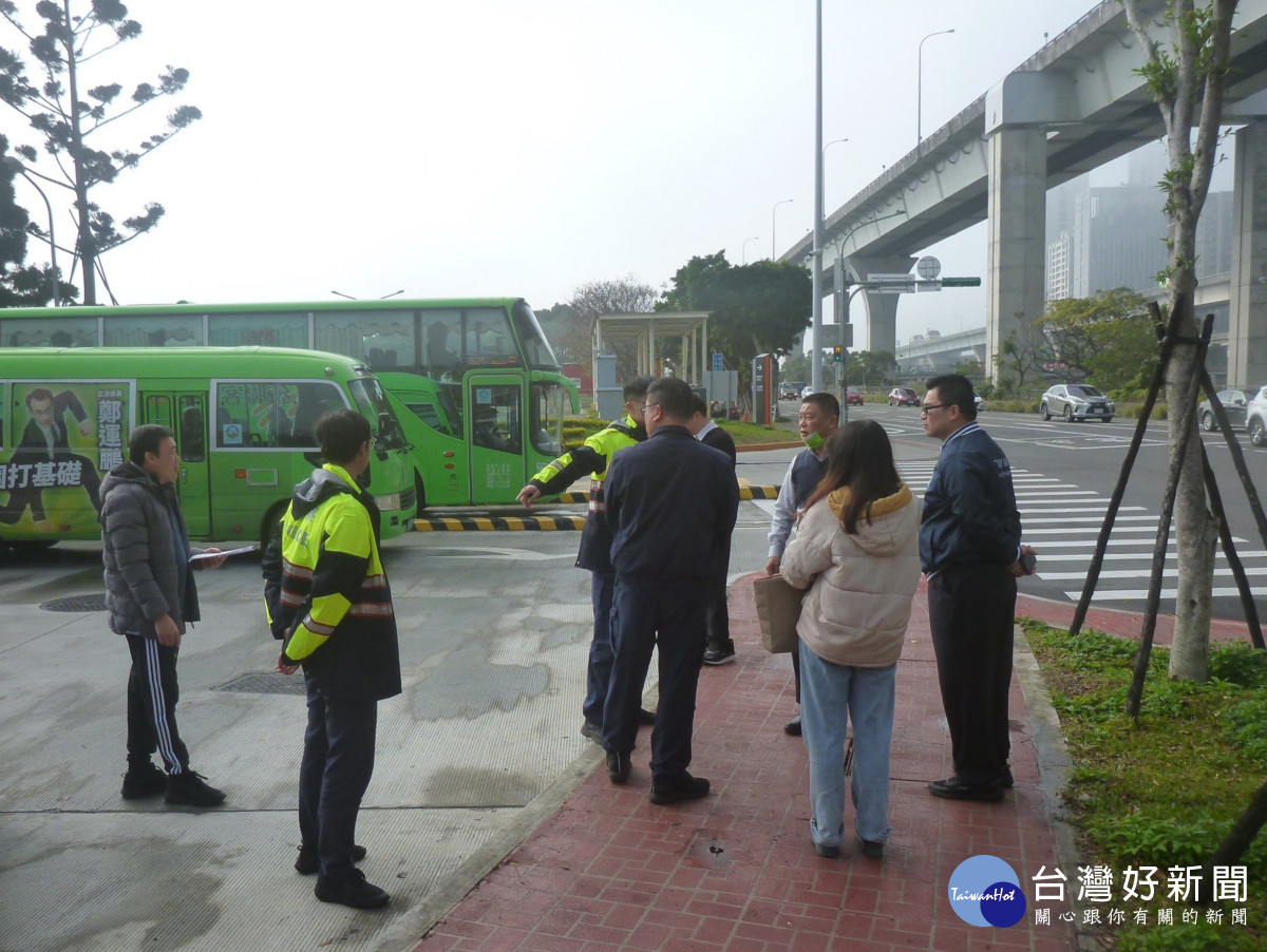 龜山分局強化轄內交通疏導措施　讓民眾開心過好年