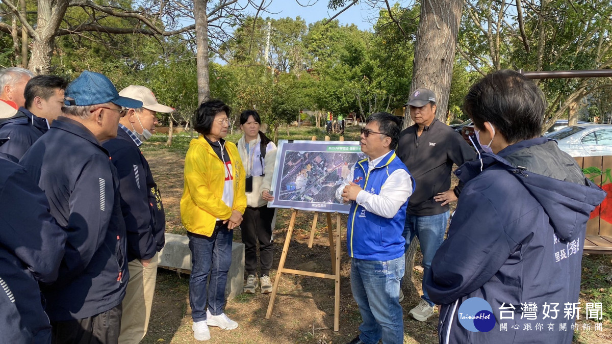 立委楊瓊瓔、台中市議員羅永珍辦理「神岡區新庄仔綠園道觀景平台擴建工程」會勘。