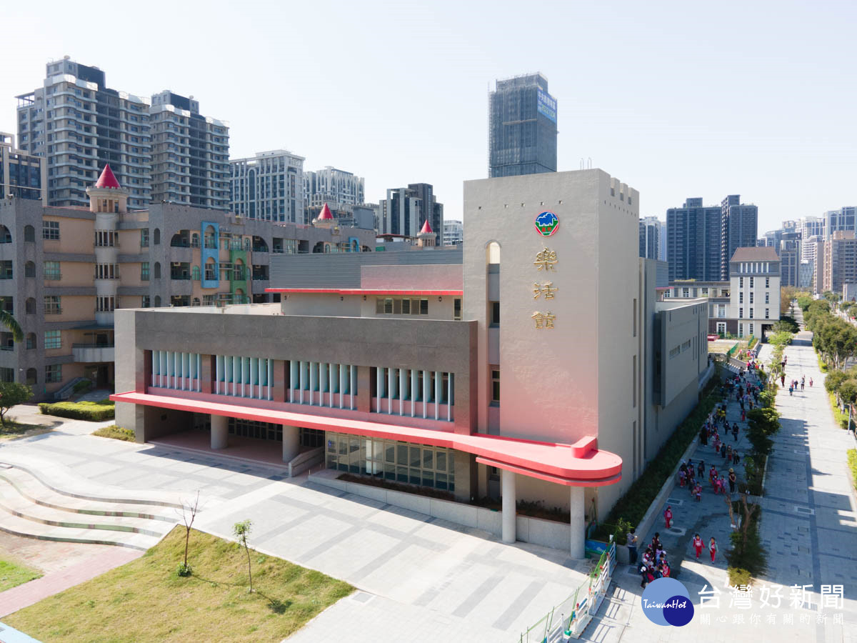 昌平國小多功能樂活館啟用　全國第一個國小專屬複合式空中教室