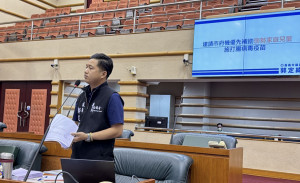 腸病毒疫苗自費高，嘉義市議員郭定緯建議市府優先補助弱勢家庭孩童施打／陳致愷翻攝