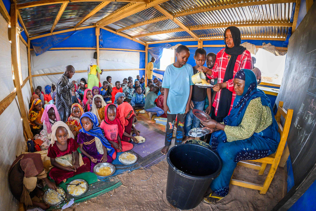 近期蘇丹及加薩衝突、極端氣候及經濟困境，聯合國難民署5月更新全球流離失所人口創下破紀錄1.2億，糧食不安全正威脅他們的生存（台灣世界展望會提供）