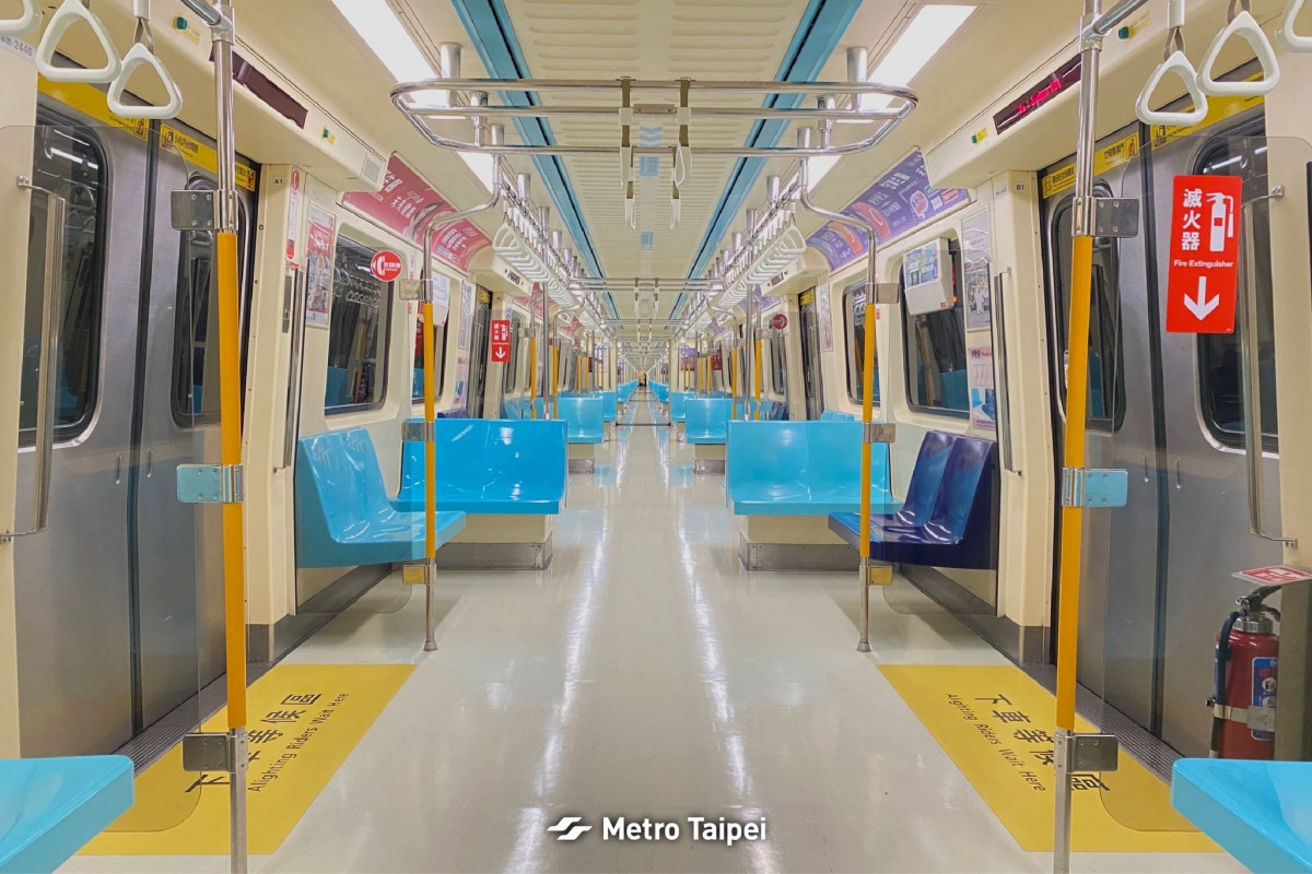 台北捷運車廂座位配置圖（圖／Facebook帳號台北捷運 Metro Taipei）
