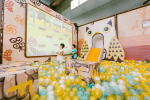 『貓頭鷹秘境』小小孩友善體驗區，最新數位互動擲球感應遊戲。