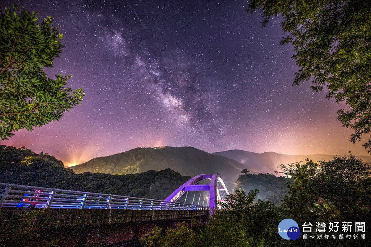 探索北橫-星河山城系列主題，趕上今年英仙座流星雨，知性兼具浪漫。<br />
