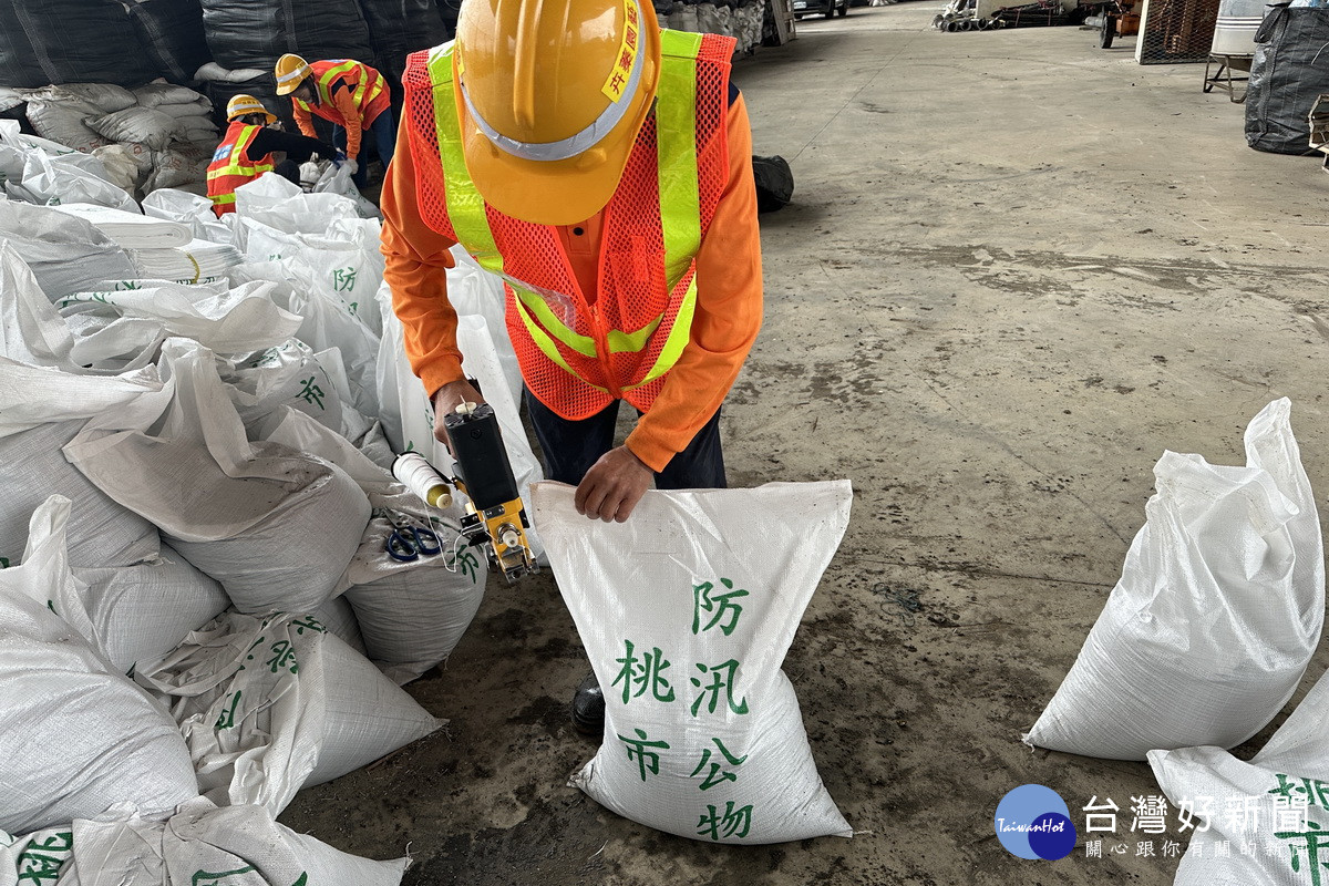 因應凱米颱風來襲，桃園市政府已備妥3萬餘砂包開放民眾領用。