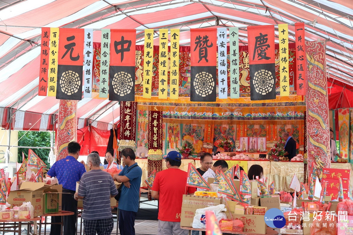 農產運銷公司業務蒸蒸日上舉辦慶贊中元祭典。（縣府提供）