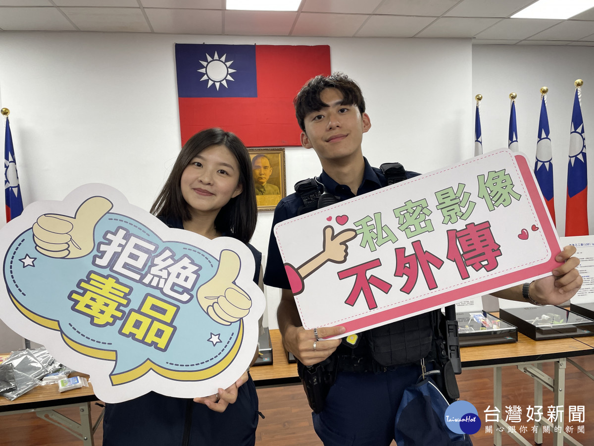 中壢警分局與桃市府文化局共同辦理「警景相依-中壢分局揭密特展」預防犯罪宣導活動。