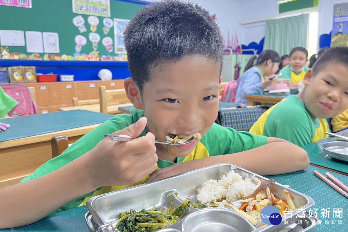 推動食農教育，桃市校園午餐導入在地綠竹筍。