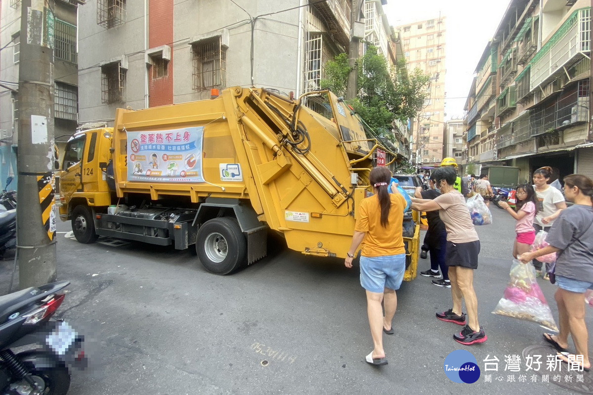 中秋佳節服務市民，桃園垃圾收運不打烊。