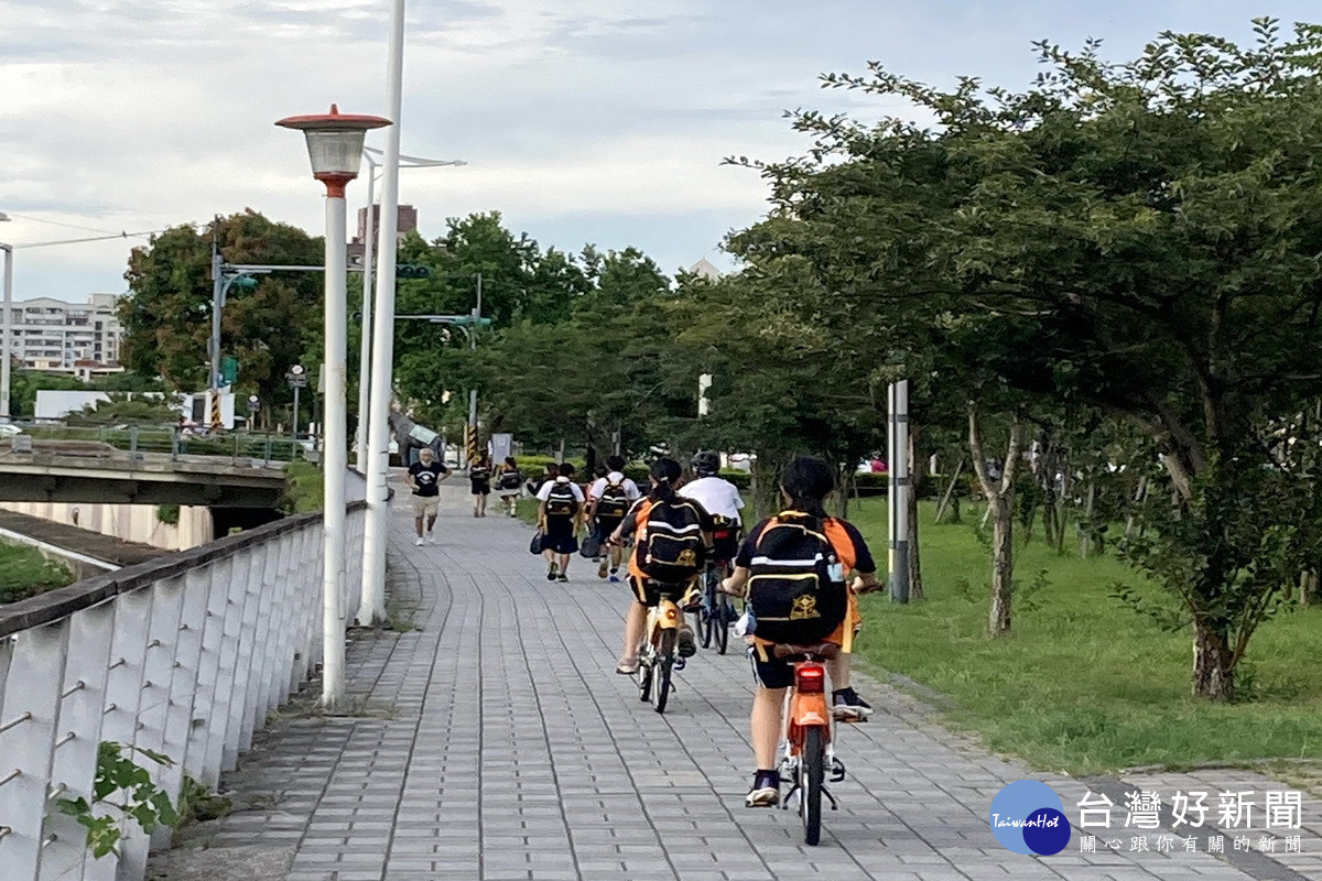 中壢老街溪整治有成，水岸步道成為全國最夯景點。