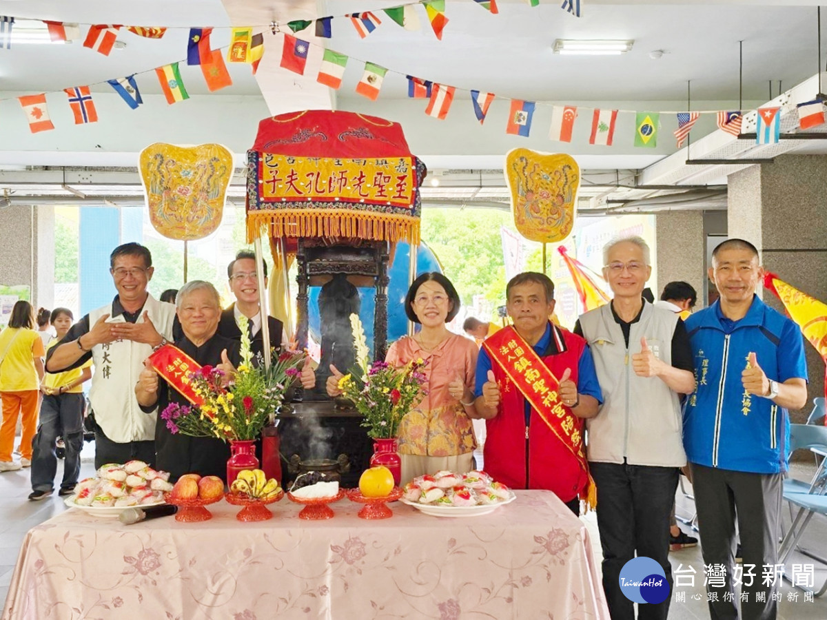 民族國小盛大迎孔並舉辦敬師活動／嘉義市府提供