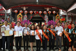 嘉義市長黃敏惠參加文財殿文財尊神聖千秋祭祀大典，代表市府感謝文財殿熱心公益、注重教育／嘉義市府提供