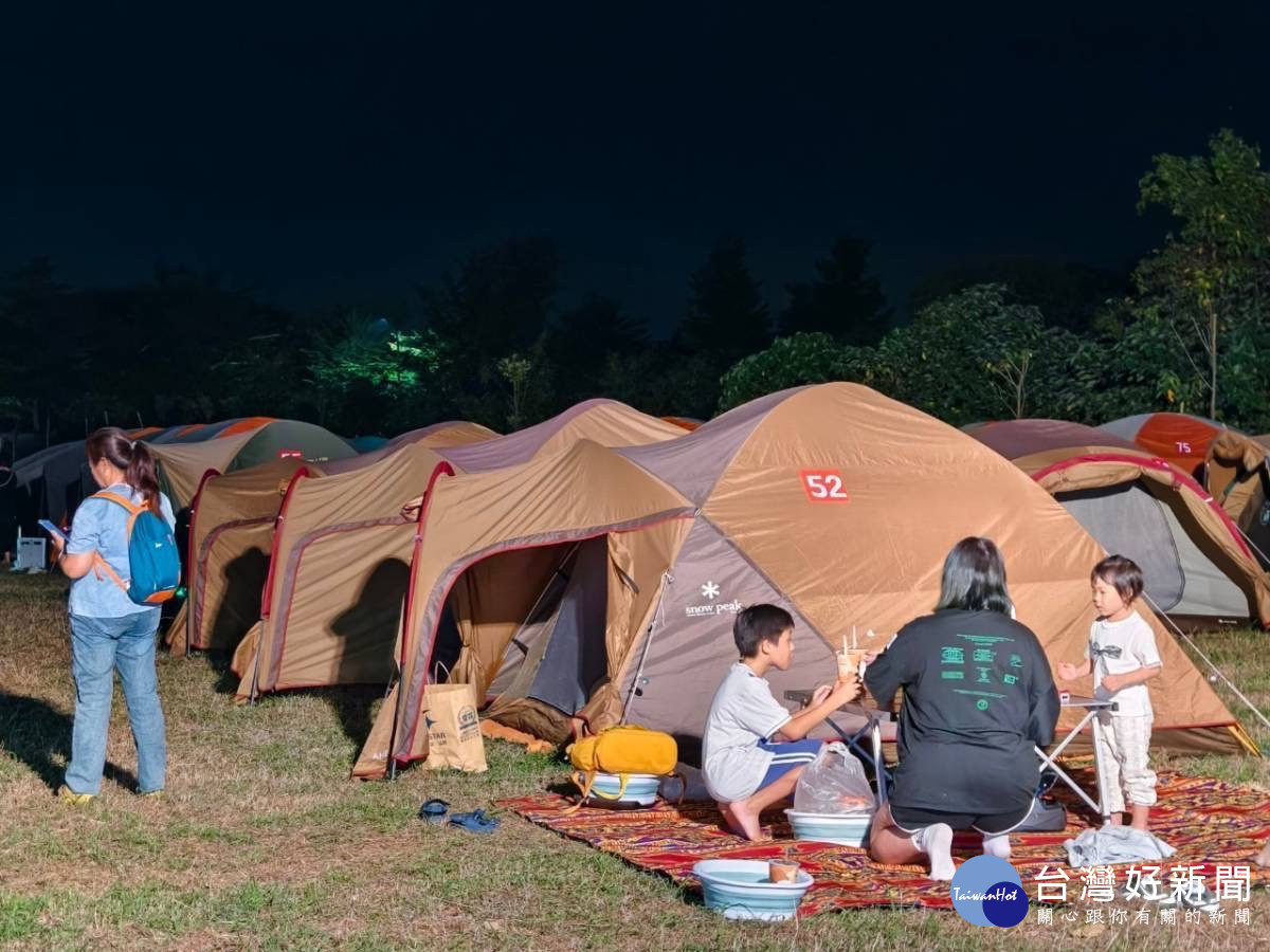 田中鎮國慶夜宿暨健行　感受到田中豐富的自然生態景色