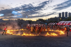 火神祭儀式包含迎神、繞境、祭禱、火燒祭屋及送神。