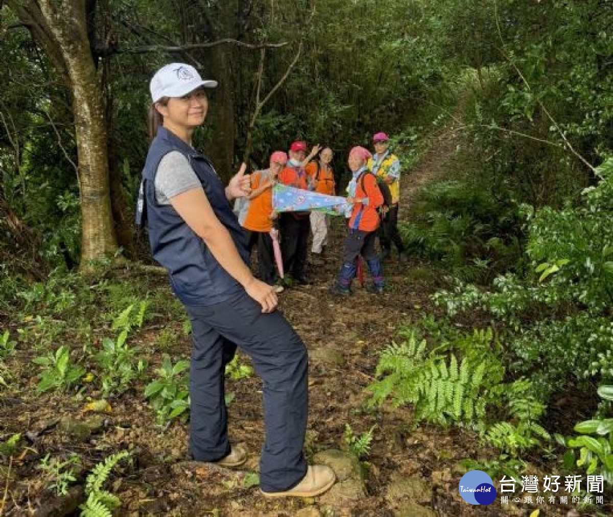 桃市府動物保護處邀請永高登山協會成員共襄盛舉，進行掃蕩清除獸鋏及山豬吊作業。