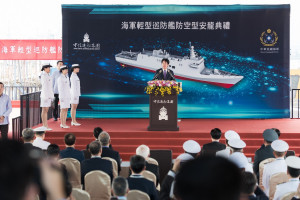 總統賴清德4日主持「海軍輕型巡防艦防空型原型艦安龍典禮」。（圖／總統府Flickr）