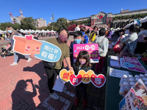 豐邑機構希望透過企業響應，讓更多人加入愛的行列，推動社會正能量。