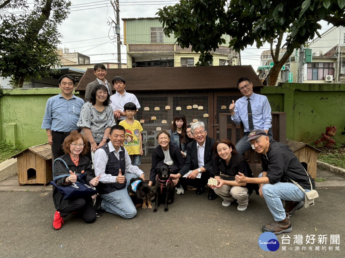 日本校園犬協會代表團參訪由雞舍改建的生命教育園區