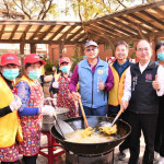 八德區公所在元聖宮辦理「113年桃園市八德區蕃薯節暨社區成果嘉年華」。