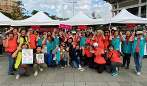 ▲高市府在文化中心圓形廣場舉行最具特色的「志願服務運動會」。