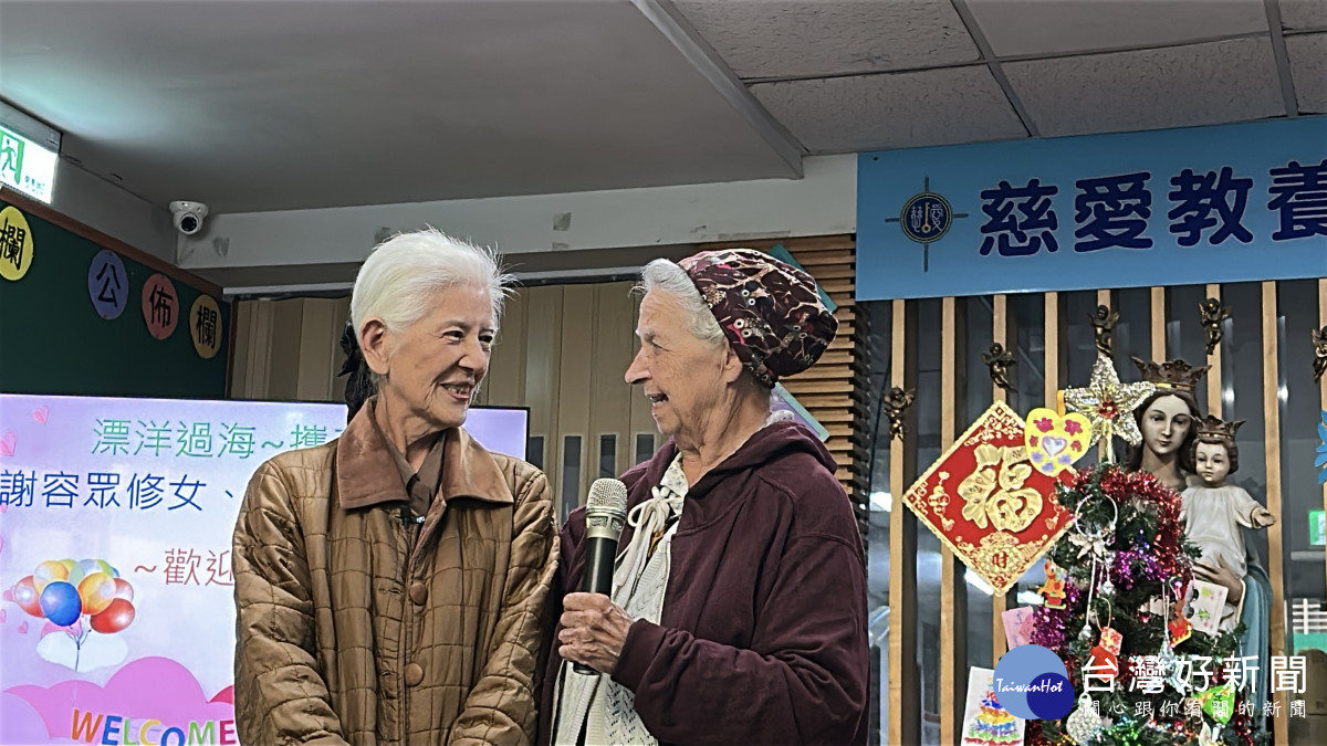 今年聖誕節前夕82歲謝容眾修女，同樣高齡86歲的吳彩，約定17日早上相聚於彰化慈愛教養院與孩子提前慶祝聖誕節。圖／記者鄧富珍翻攝