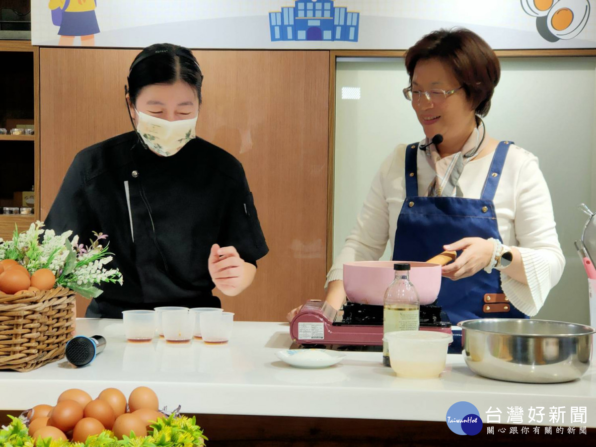 縣長媽媽承諾教做「蛋」料理 「手作家常雞蛋點心」。圖／記者鄧富珍攝