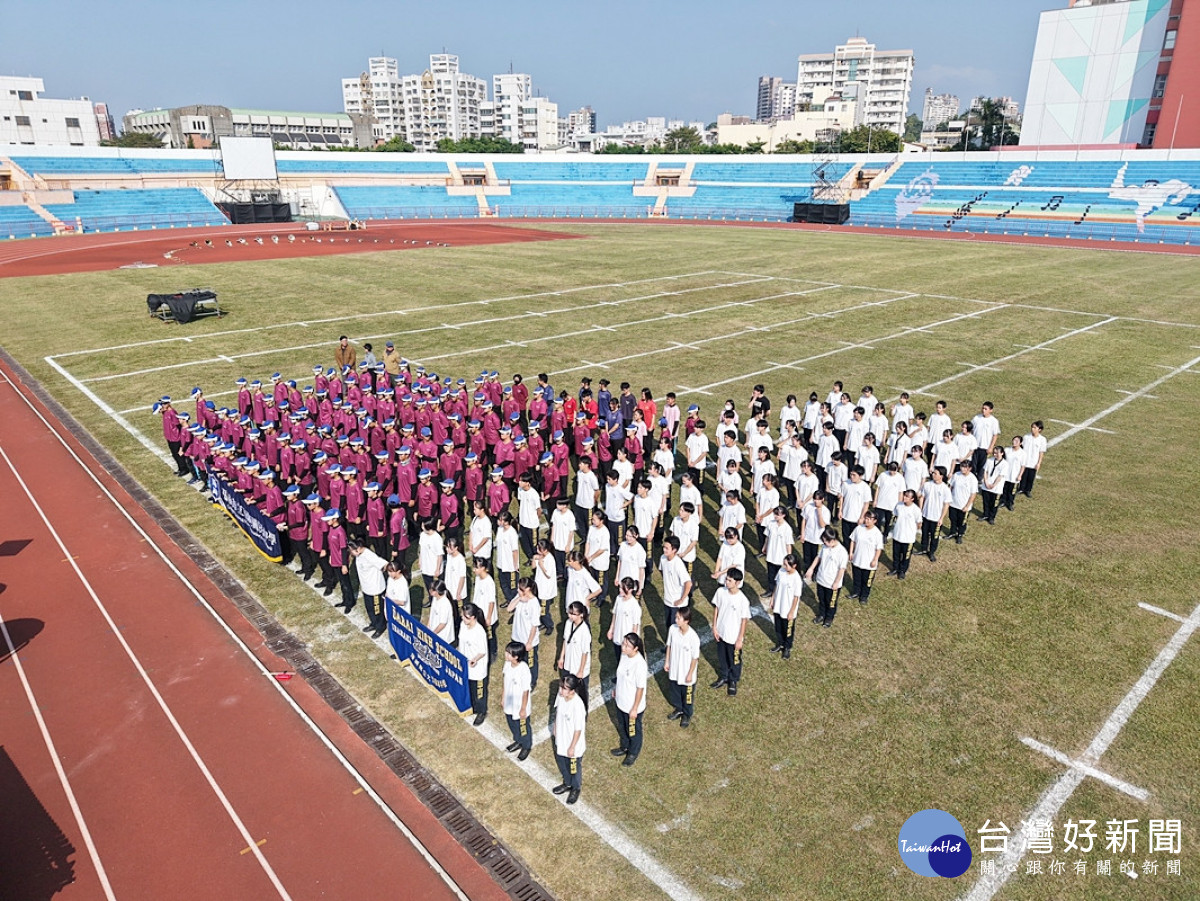 南興國中與日本大洗高校今天在體育場彩排演出／嘉義市府提供