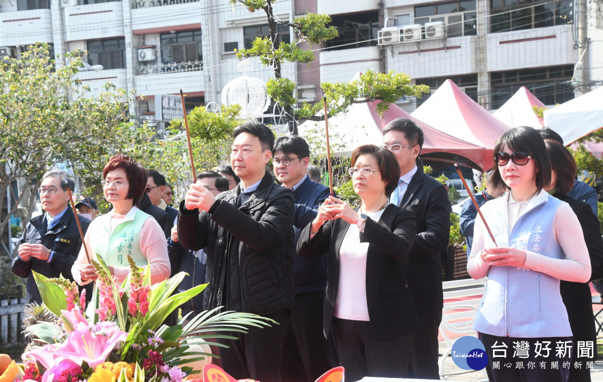 高鐵彰化站與臺鐵轉乘接駁計畫動土。圖／記者鄧富珍攝