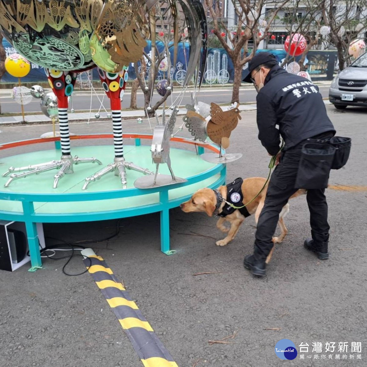 警犬隊領軍防爆安檢全力護航。