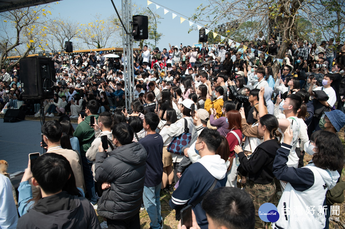 兩天的音樂市集活動吸引滿滿人潮／嘉義市府提供