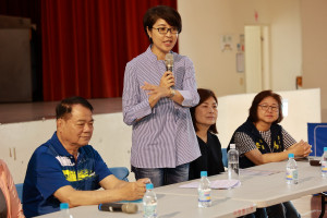 許縣長到中寮鄉聽鄉親意見也允千萬經費改善各村建設。（縣府提供）