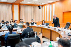 「114年半導體產業人才培育交流座談會」在明新科大舉辦，集結產官學各界交流半導體人才培育政策與措施。