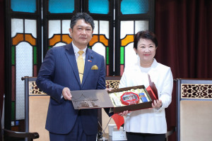 市長盧秀燕接待日本石川縣金澤市市長村山卓一行人