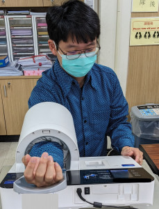 三高在年輕族群中常缺乏明顯症狀，應依賴血壓計等醫療工具進行持續監測與管理。