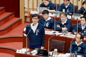 ▲台積電P6廠在高雄設廠可行性，陳其邁表示尊重台積電產業布局。