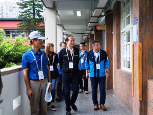 桃園市114年度國民小學教師聯合甄選       初試登場教育局長劉仲成視察考場