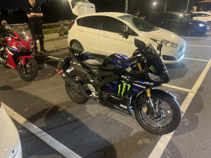 大古山感情糾紛砸車。