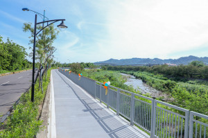 旱溪西路自行車道正式啟用