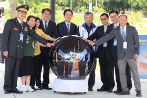 賴總統王副縣長等為消訓中心二期工程啟用。（縣府提供）